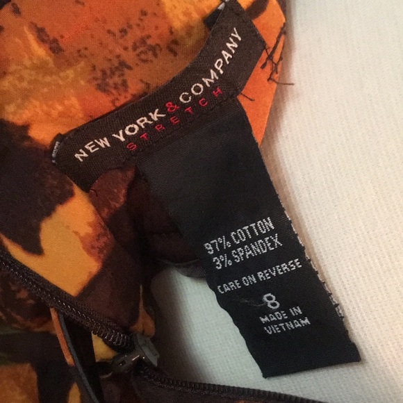 Gorgeous NY&CO fall skirt - Picture 4 of 4